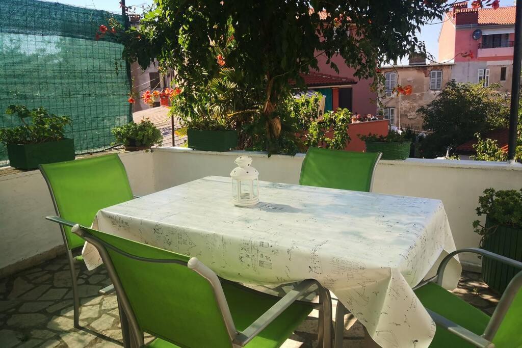 شقة Casa Di Nonna Pina, Kuca U Blizini Arene بولا المظهر الخارجي الصورة